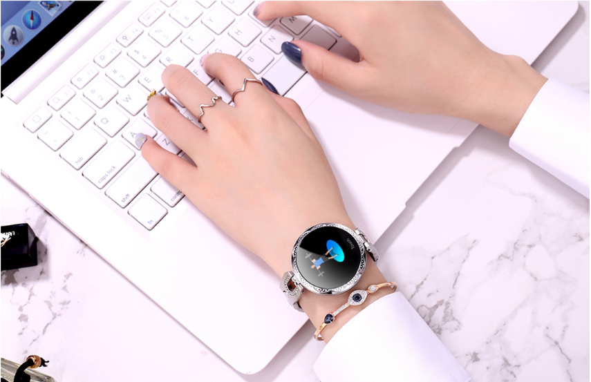 Fashion Waterproof Women Smart Watch