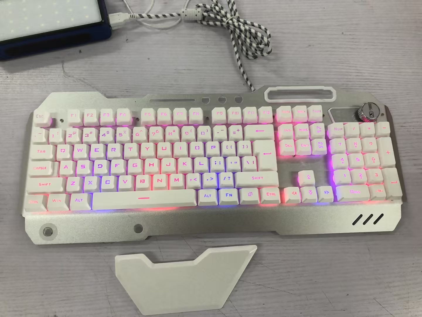 Gaming Keyboard RGB With Phone Holder
